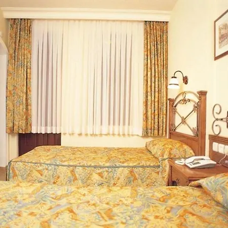 安博罗斯公寓式酒店 2*