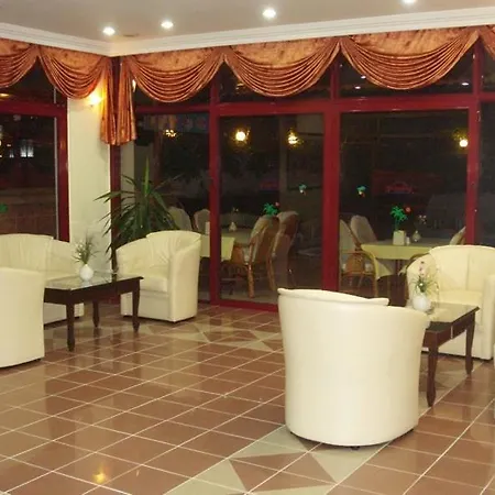 安博罗斯公寓式酒店