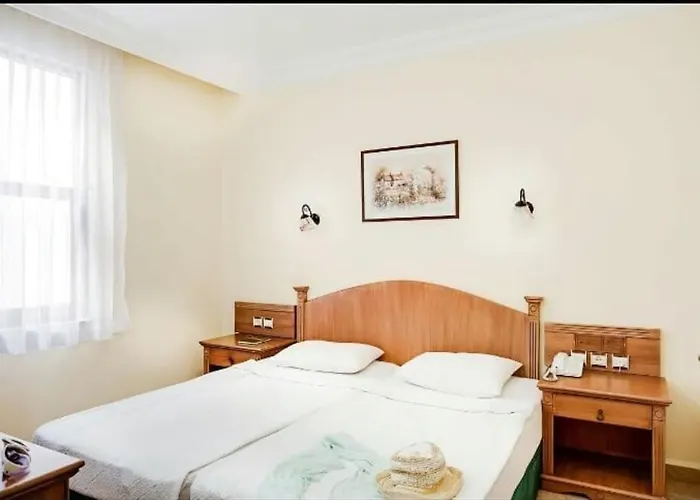 Amber-rose Aparthotel