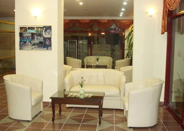 Amber-rose شقة فندقية 2*